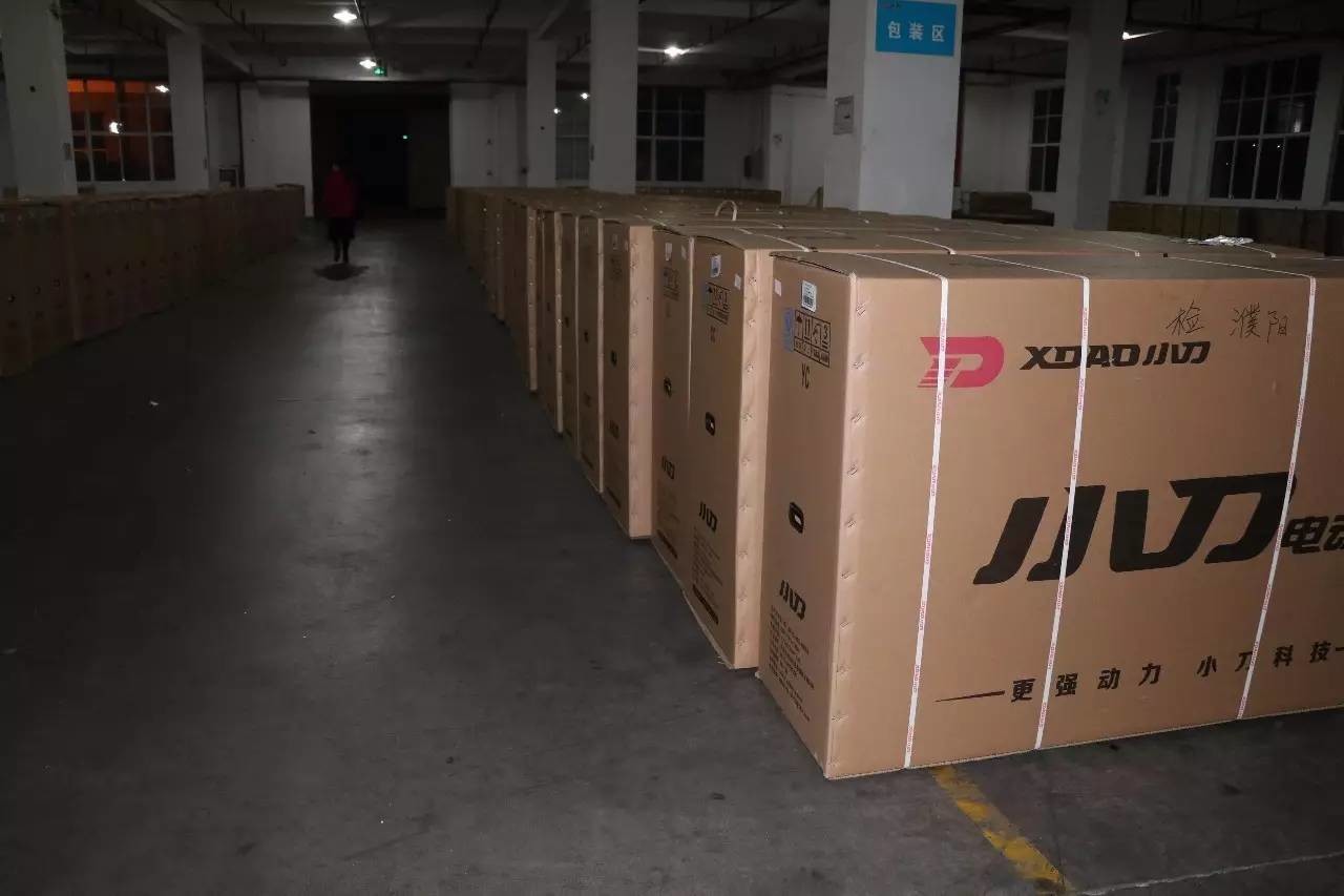 專業(yè)生產(chǎn)PVC護(hù)套、銅排、鋁排、新能源電池銅/鋁軟連接-人禾電子